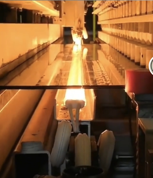 Thermal stress glass cutting